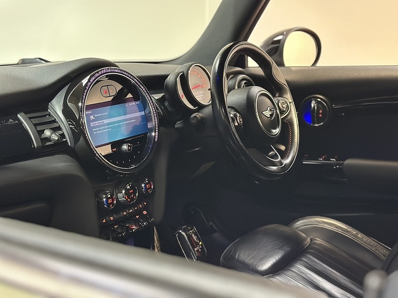 Used MINI Convertible 2018 for sale - 76819367: Photo 45