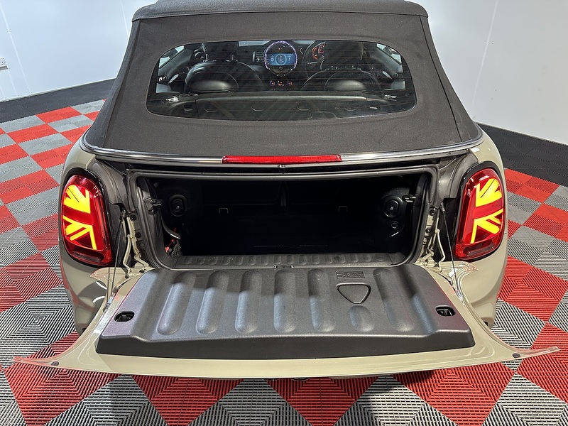 Used MINI Convertible 2018 for sale - 76819367: Photo 51