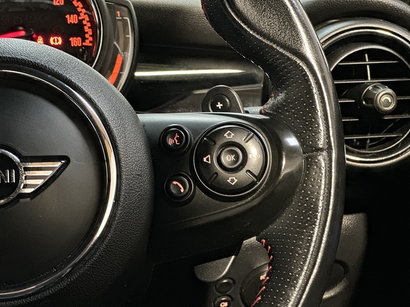 Used MINI Convertible 2018 for sale - 76819367: Photo 57