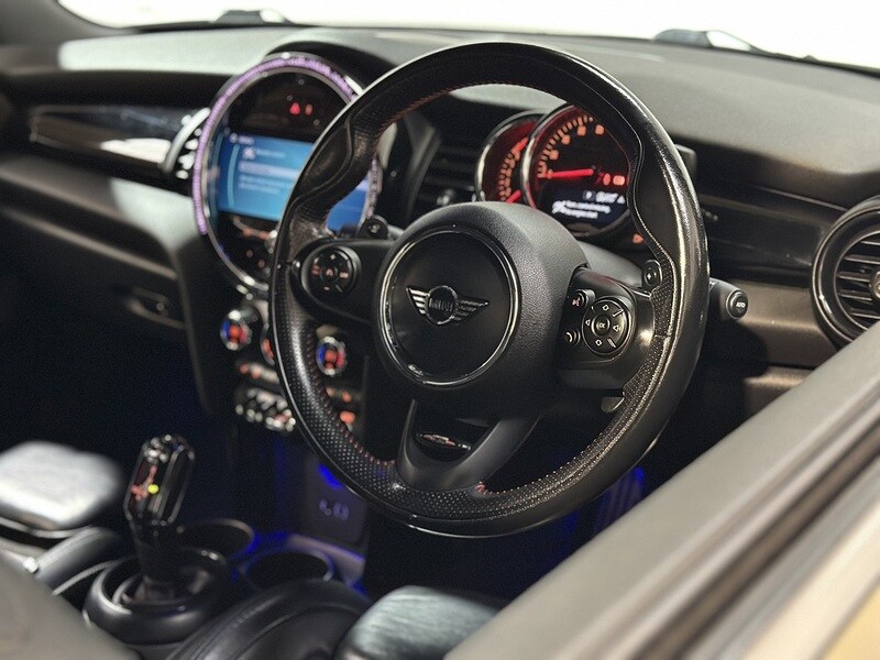 Used MINI Convertible 2018 for sale - 76819367: Photo 59