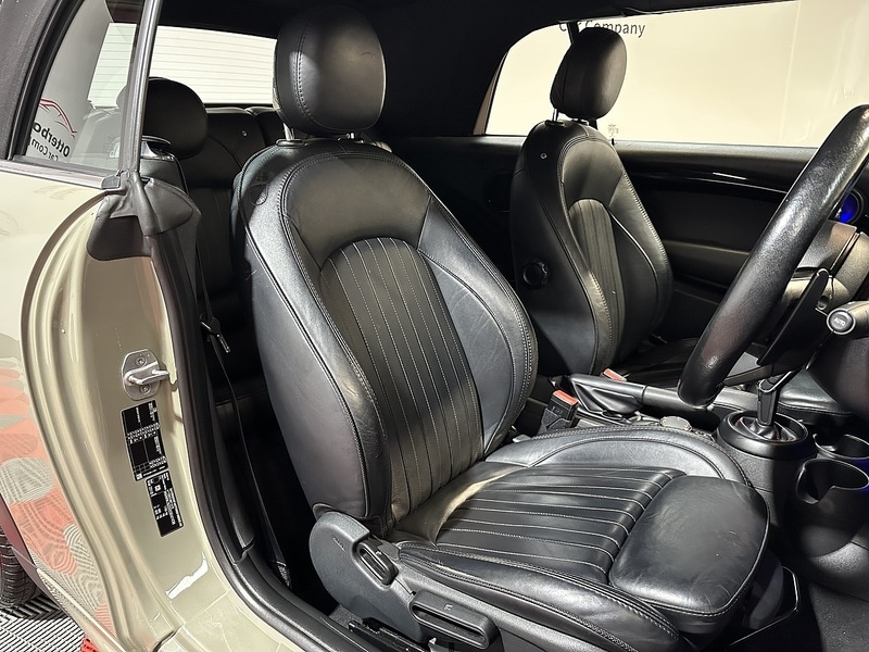 Used MINI Convertible 2018 for sale - 76819367: Photo 7
