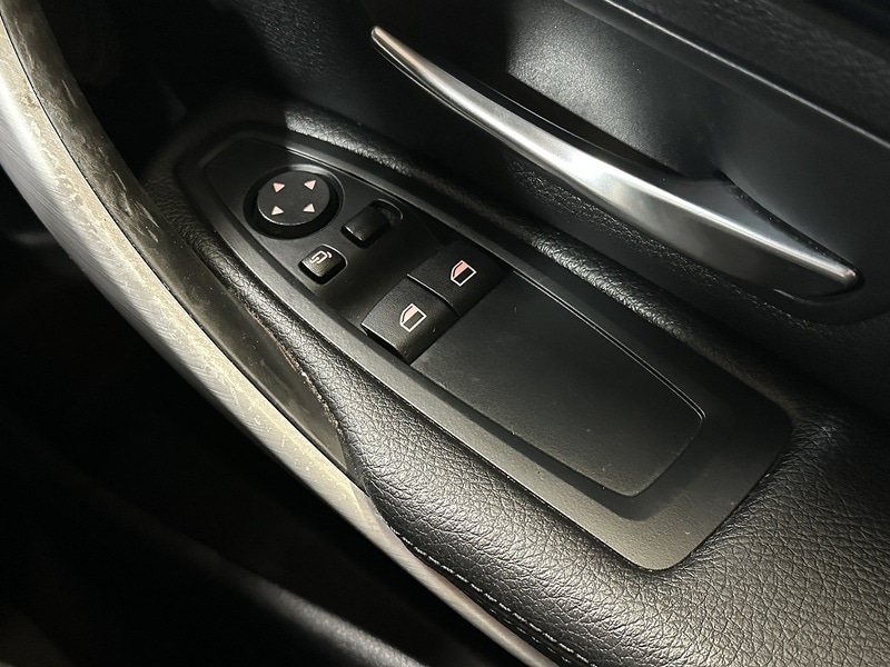 Used BMW 4 Series 2017 for sale - 77730902: Photo 76