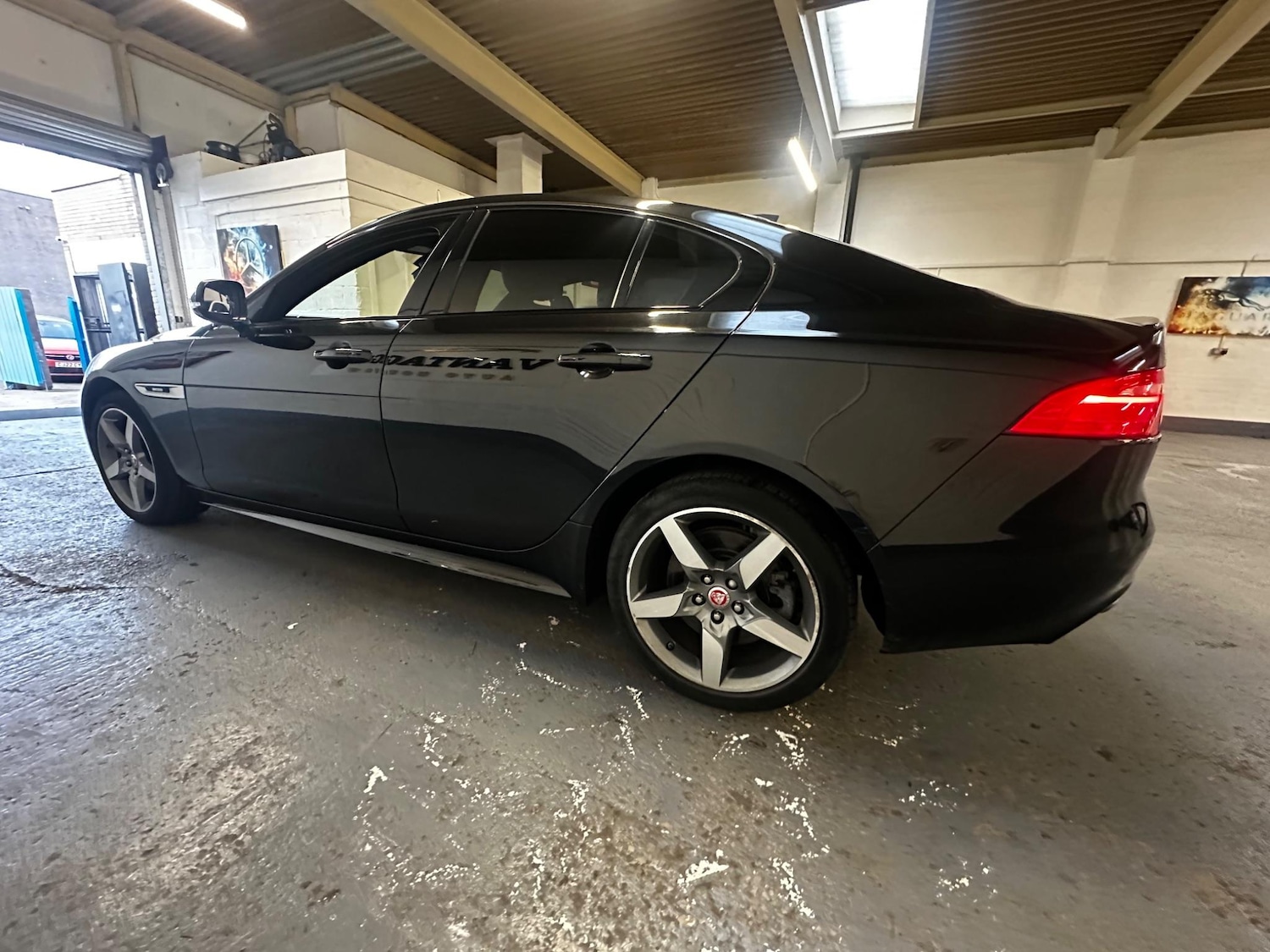Used Jaguar XE 2019 for sale - 76991211: Photo 10