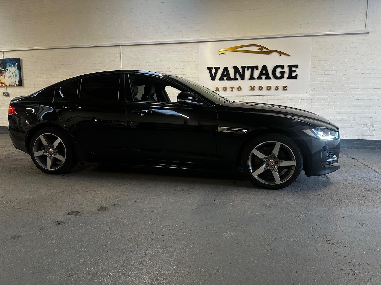 Used Jaguar XE 2019 for sale - 76991211: Photo 16