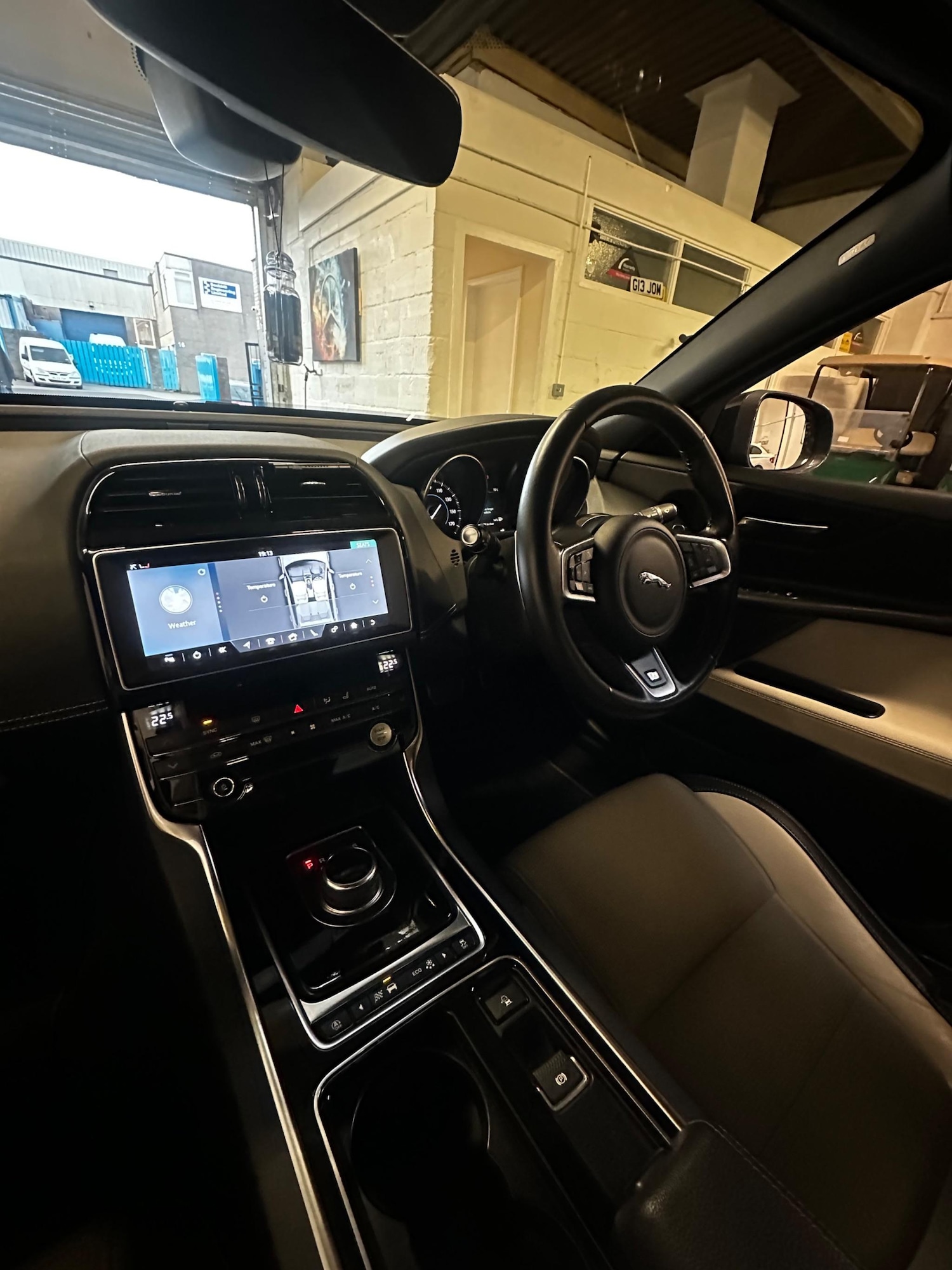 Used Jaguar XE 2019 for sale - 76991211: Photo 21