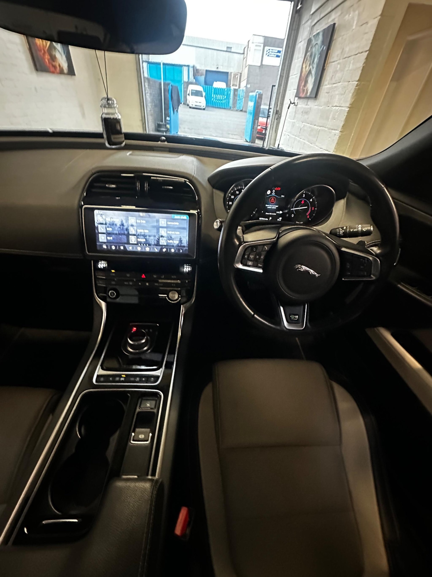 Used Jaguar XE 2019 for sale - 76991211: Photo 28