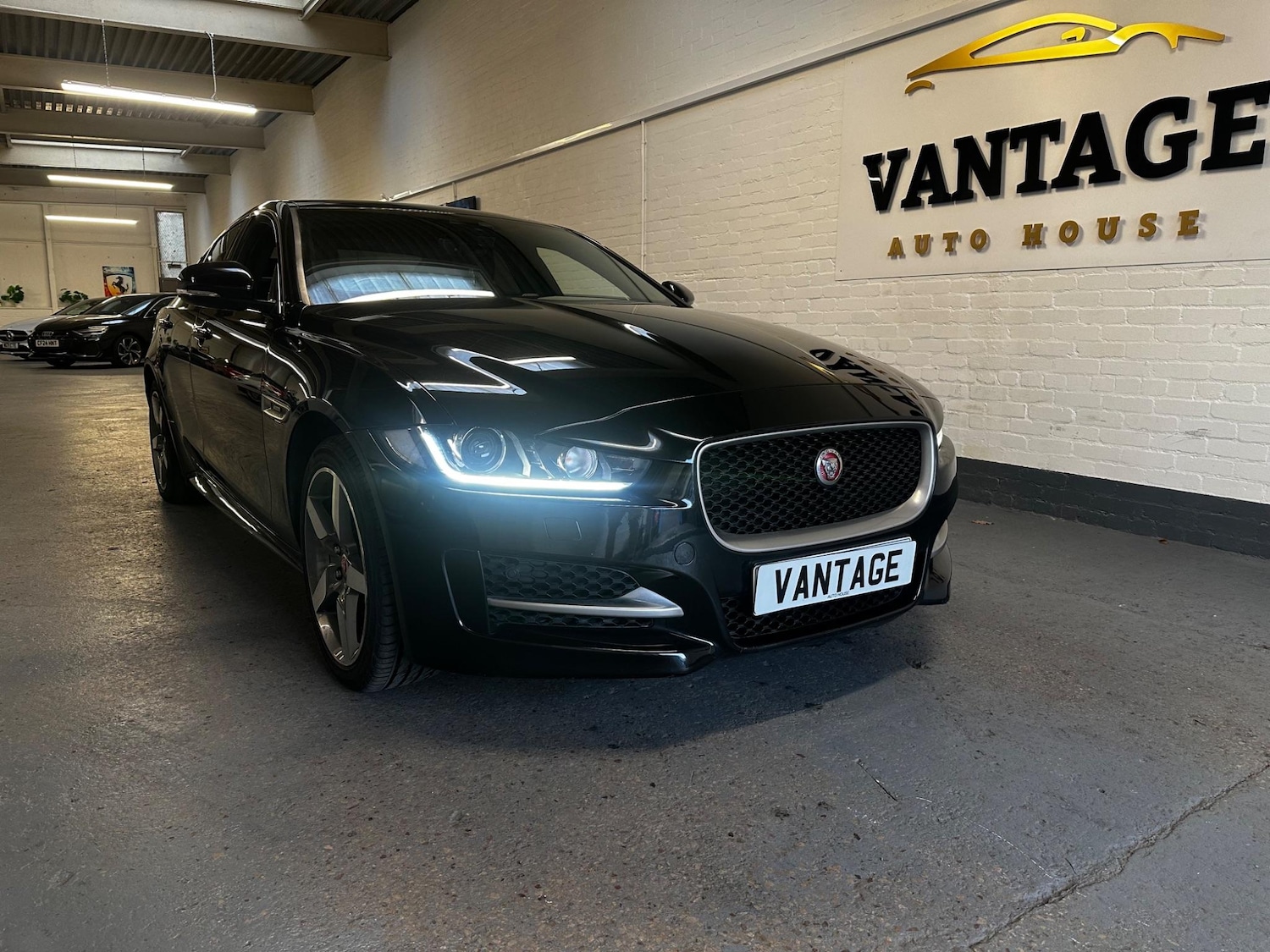 Used Jaguar XE 2019 for sale - 76991211: Photo 37