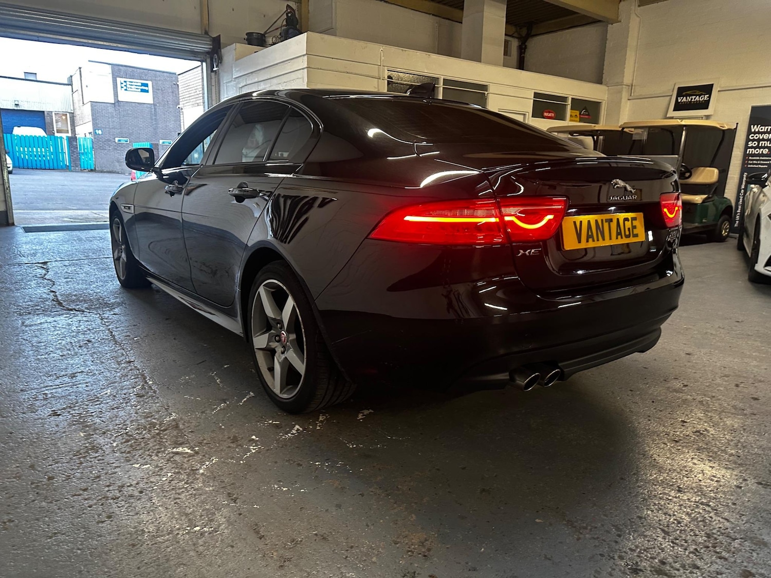 Used Jaguar XE 2019 for sale - 76991211: Photo 9