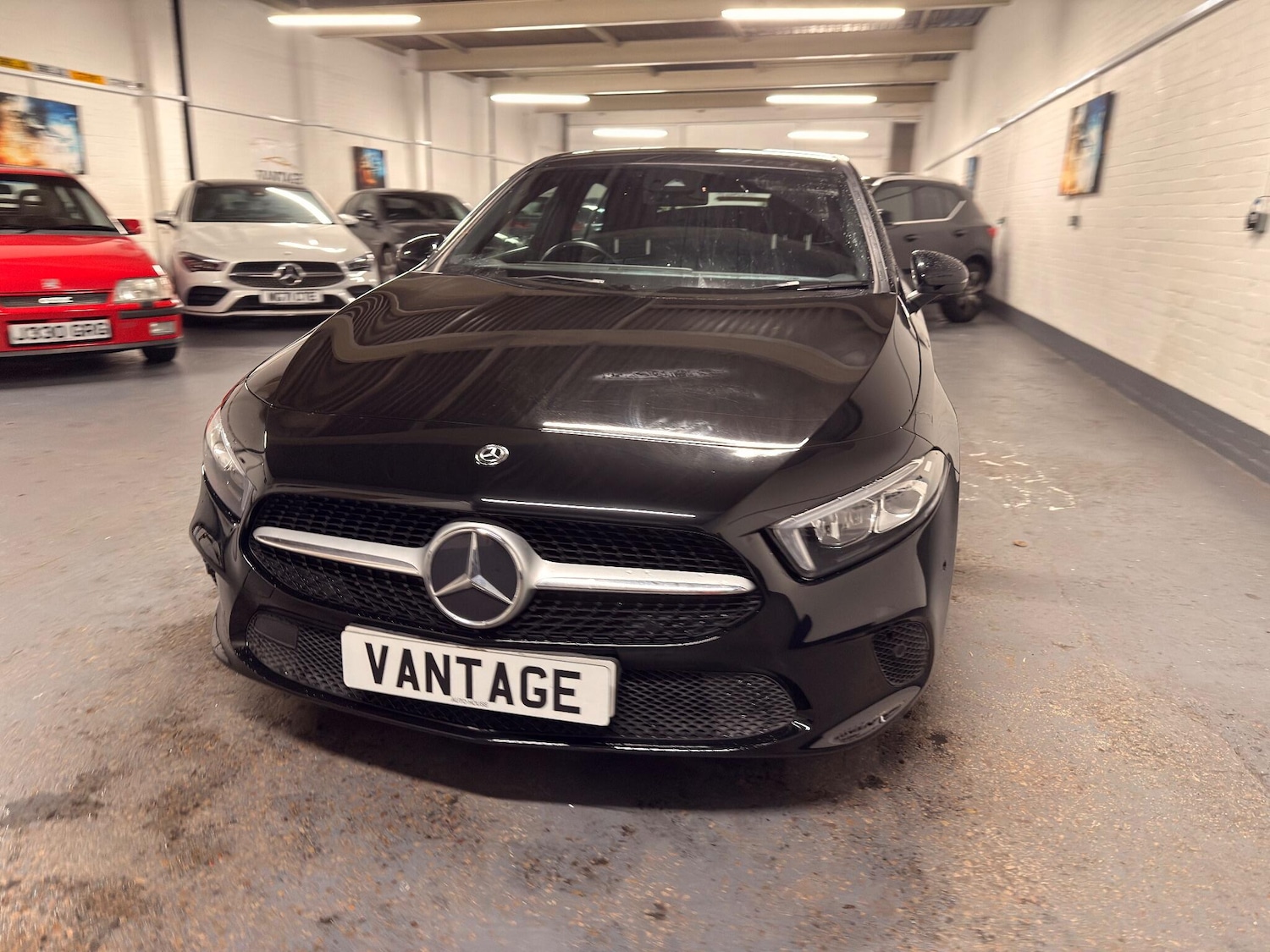 Used Mercedes-Benz A-Class 2019 for sale - 76898769: Photo 2