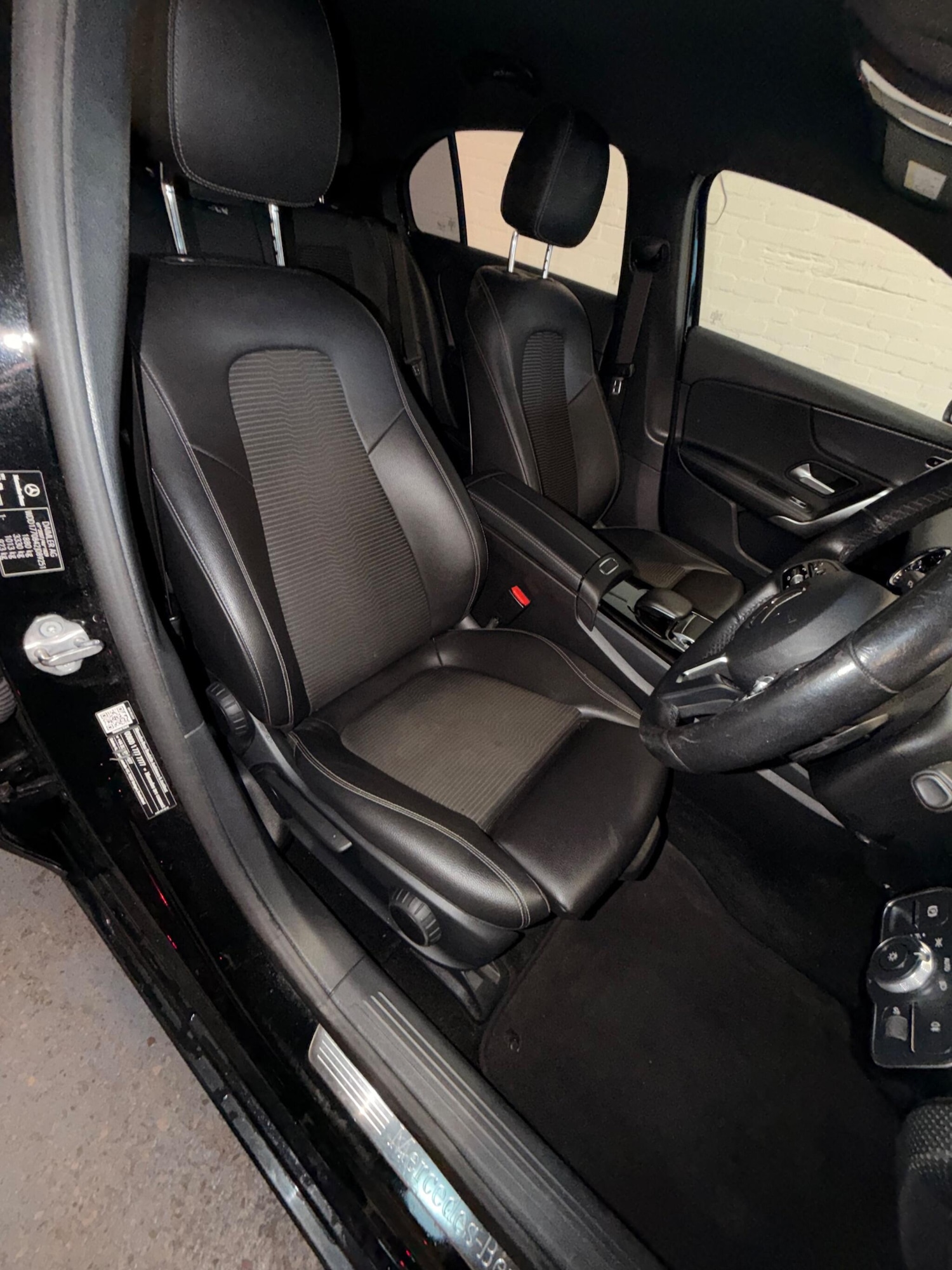 Used Mercedes-Benz A-Class 2019 for sale - 76898769: Photo 27