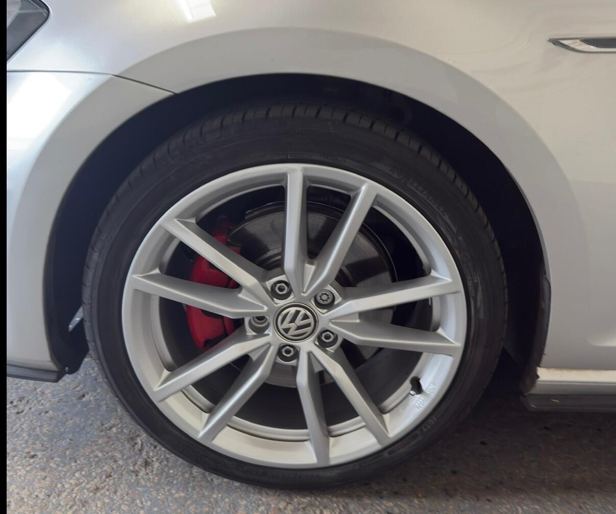 Used Volkswagen Golf 2014 for sale - 76988568: Photo 24