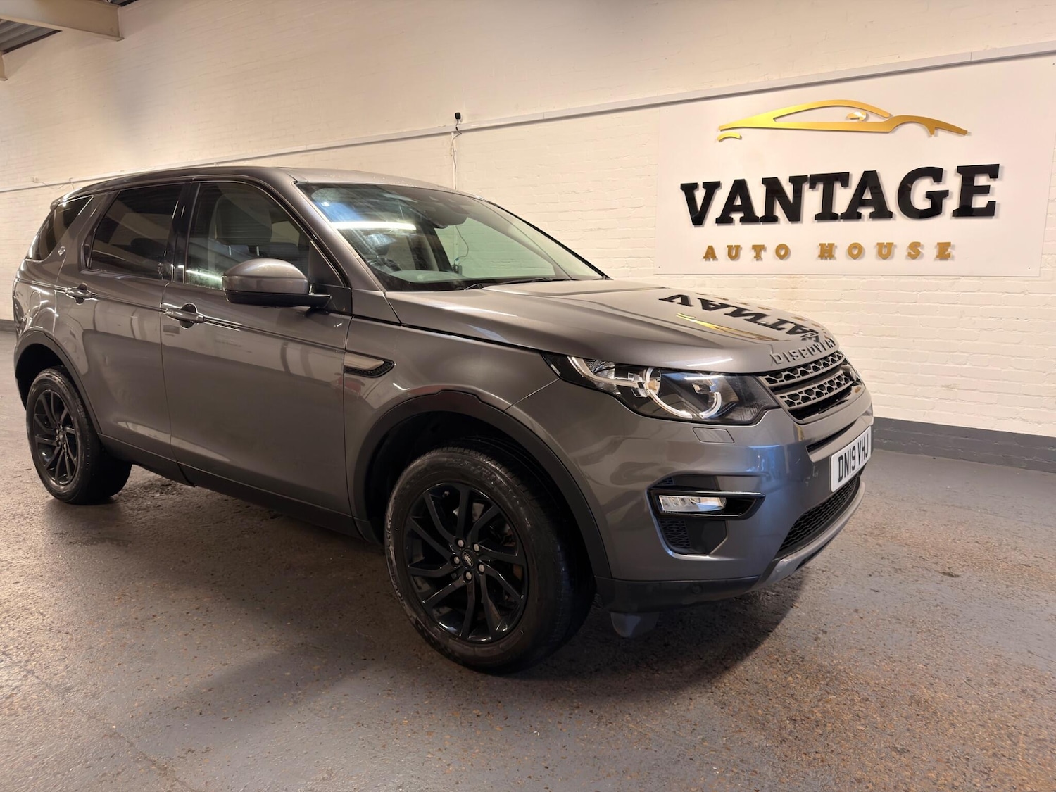 Used Land Rover Discovery Sport 2019 for sale - 77279531: Photo 1