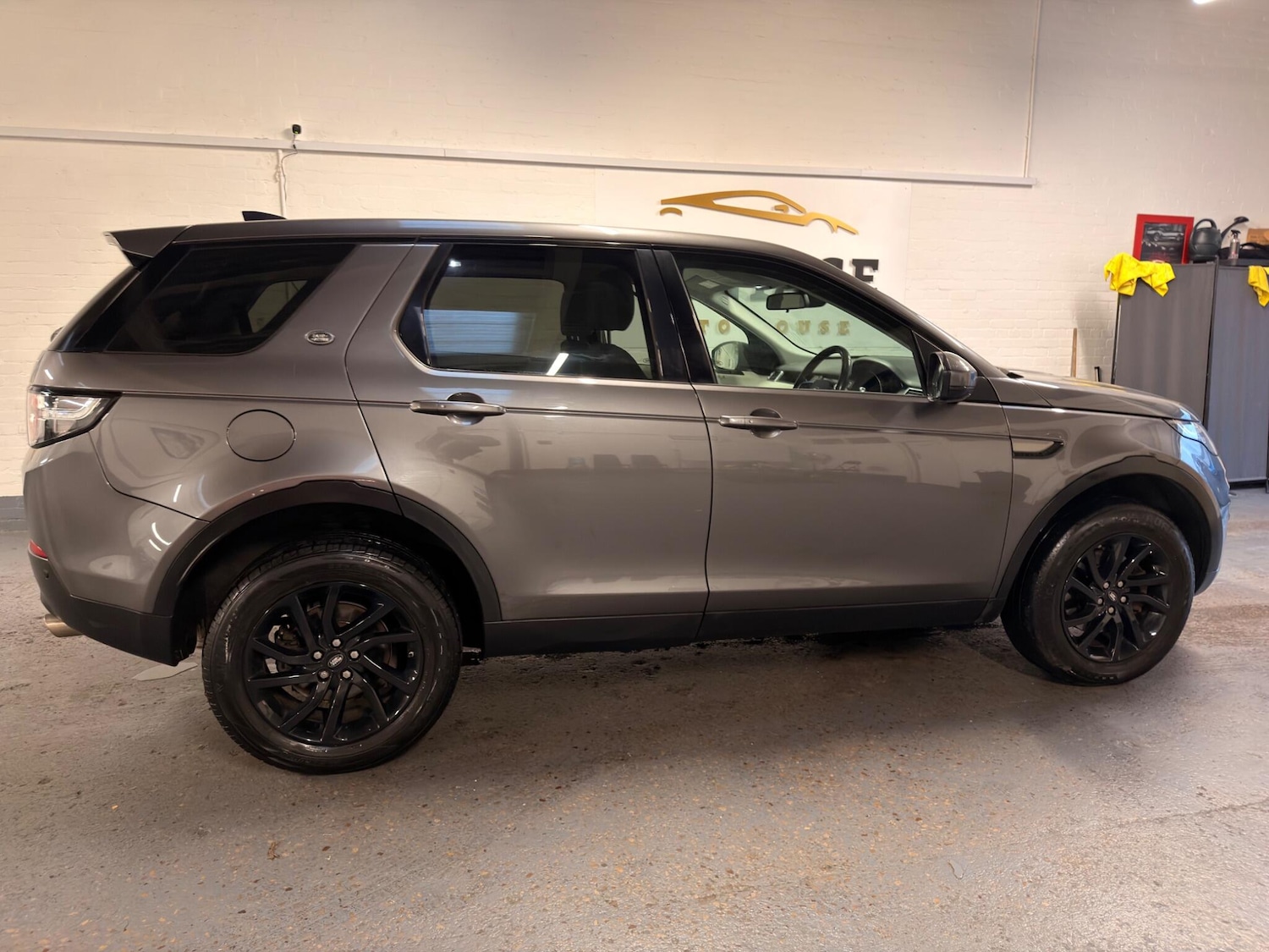 Used Land Rover Discovery Sport 2019 for sale - 77279531: Photo 17