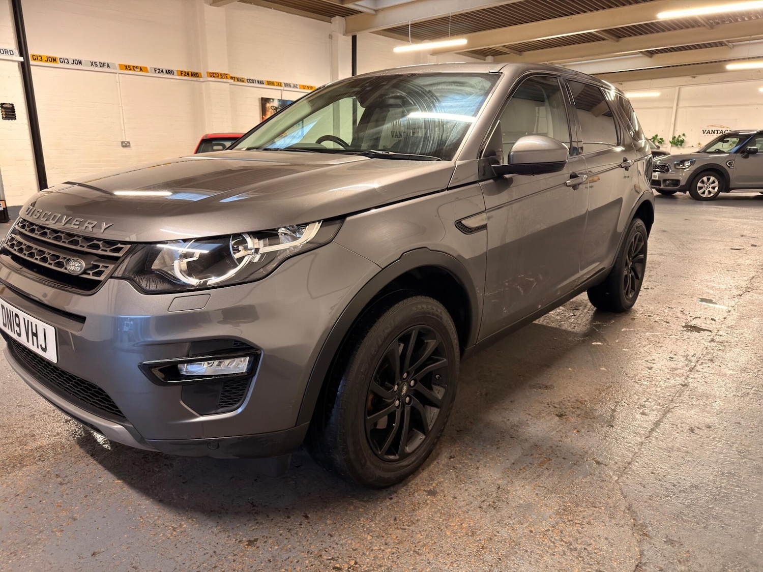 Used Land Rover Discovery Sport 2019 for sale - 77279531: Photo 3