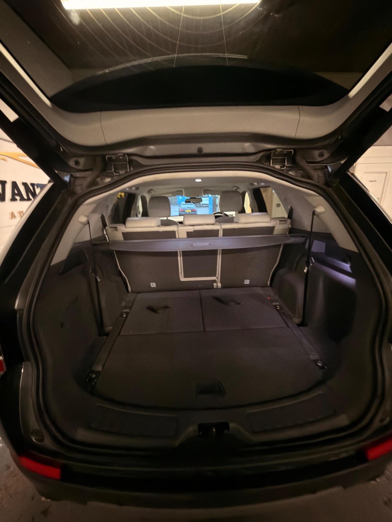 Used Land Rover Discovery Sport 2019 for sale - 77279531: Photo 32