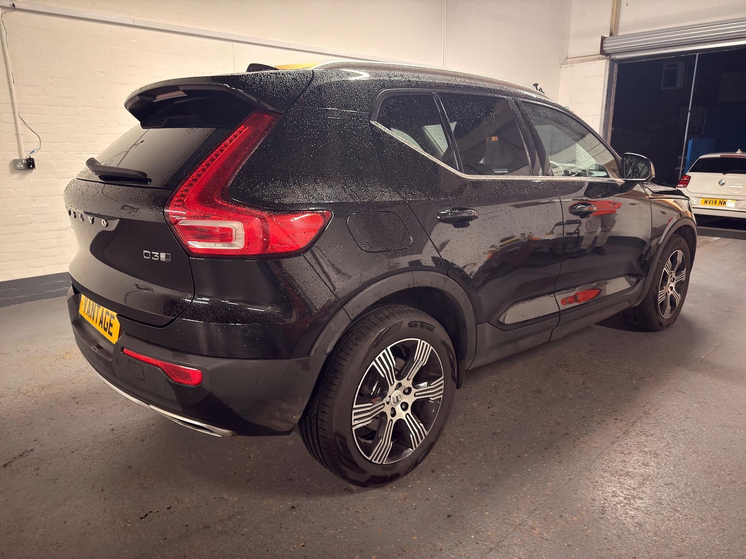Used Volvo XC40 for sale - 76786610: Photo 16