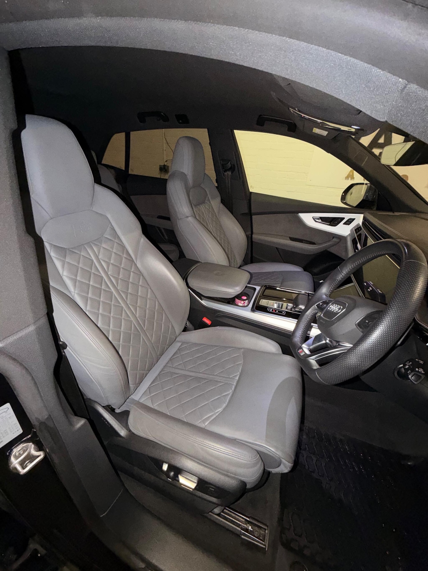 Used Audi Q8 2018 for sale - 76997085: Photo 20