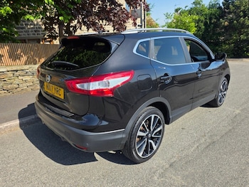 Used Nissan Qashqai 2017 for sale - 79245520: Photo