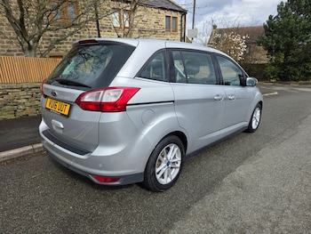 Used Ford Grand C-Max 2016 for sale - 79245511: Photo