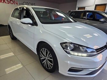 Used Volkswagen Golf 2018 for sale - 79245524: Photo