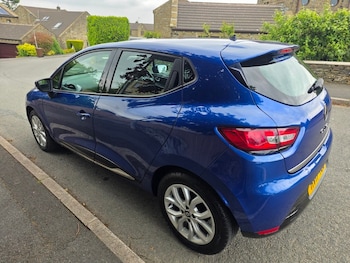Used Renault Clio 2017 for sale - 79245522: Photo
