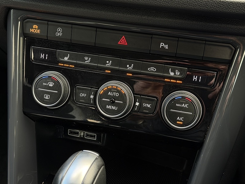 Used Volkswagen T-Roc 2019 for sale - 77445461: Photo 16