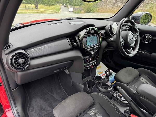 Used MINI Hatch 2021 for sale - 75342042: Photo 4