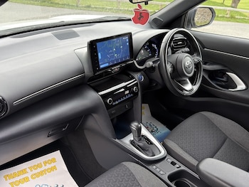 Used Toyota Yaris Cross 2022 for sale - 79434909: Photo