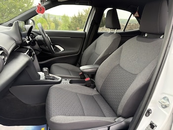 Used Toyota Yaris Cross 2022 for sale - 79434909: Photo