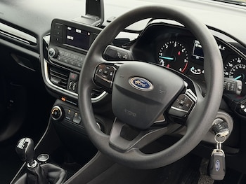 Used Ford Fiesta Van 2019 for sale - 77535588: Photo