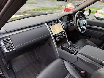 Used Land Rover Discovery 2024 for sale - 76253211: Photo 4