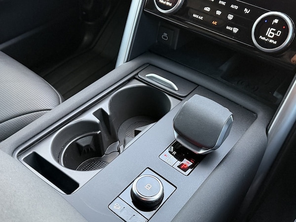 Used Land Rover Discovery 2024 for sale - 76253211: Photo 6