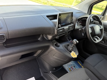 Used Citroen Berlingo 2023 for sale - 79434926: Photo