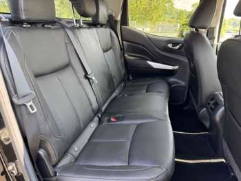 Used Nissan Navara 2021 for sale - 74708016: Photo