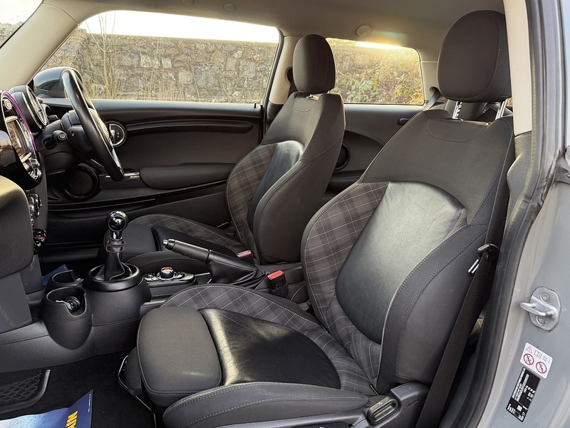 Used MINI Hatch 2017 for sale - 76821233: Photo 4