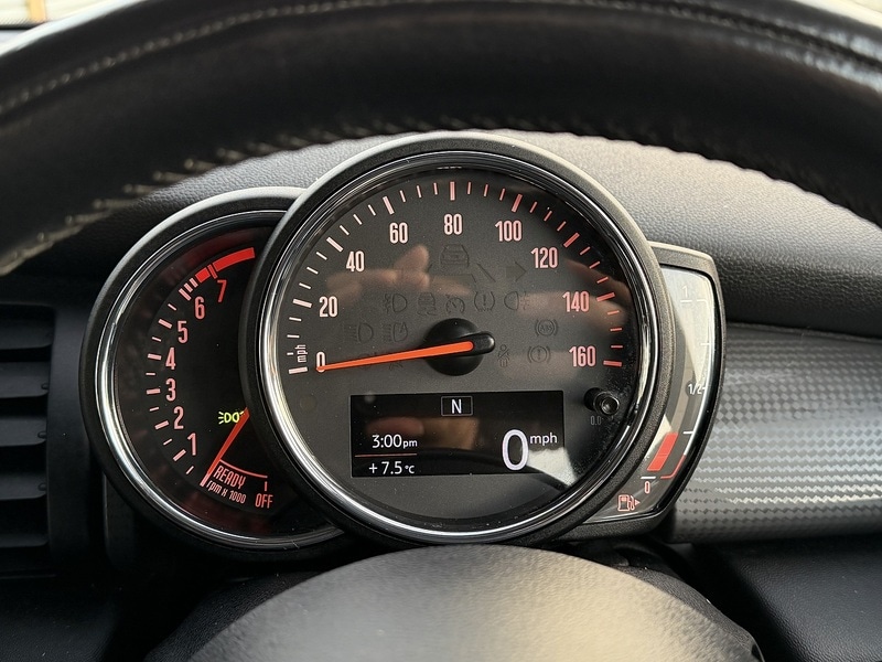 Used MINI Hatch 2017 for sale - 76821233: Photo 8