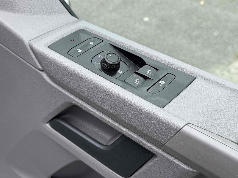 Used Volkswagen Transporter 2023 for sale - 76357099: Photo 17