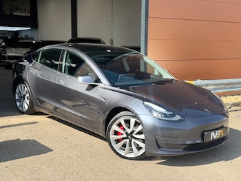 Used Tesla Model 3 2019 for sale - 75548558: Photo