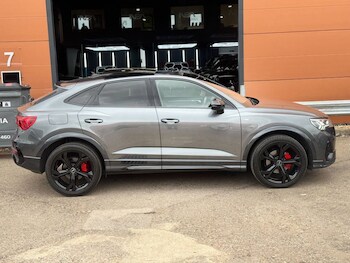 Used Audi Q3 2020 for sale - 75554000: Photo