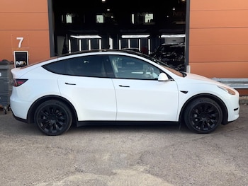 Used Tesla Model Y 2022 for sale - 75585604: Photo