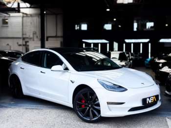 2020 (70) - (Dual Motor) Performance Saloon 4dr Electric Auto 4WDE (Performance Upgrade