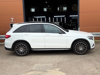 Used Mercedes-Benz GLC 2019 for sale - 75607029: Photo