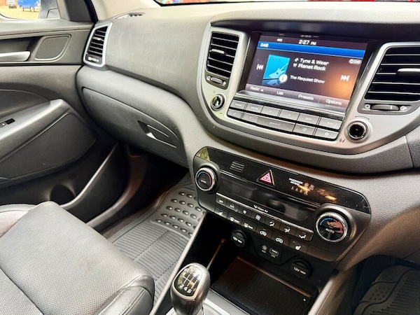 Used Hyundai TUCSON 2016 for sale - 76317043: Photo 3