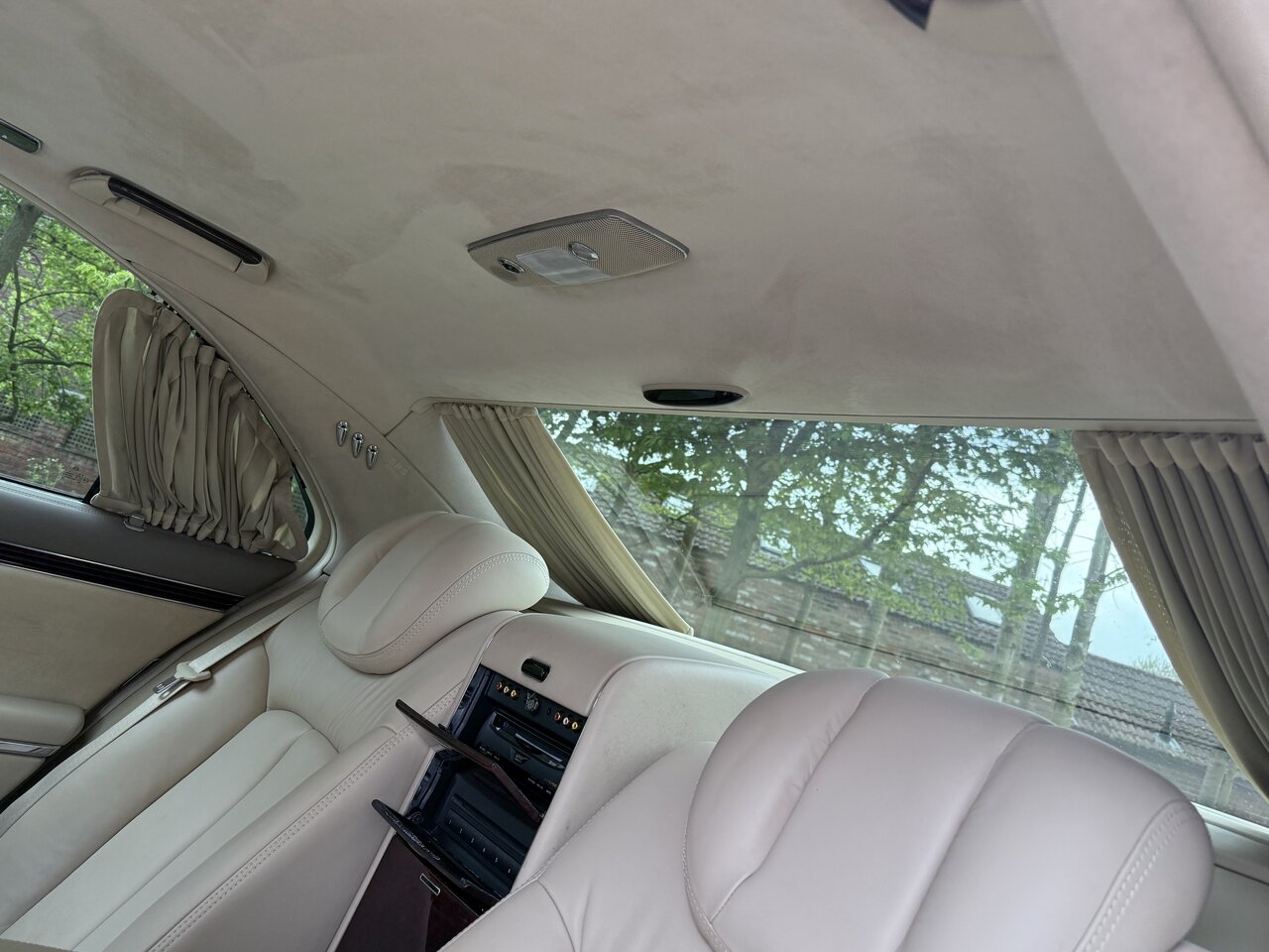 Used Maybach 57 2005 for sale - 76595679: Photo 10