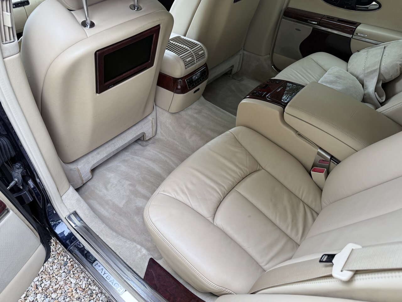 Used Maybach 57 2005 for sale - 76595679: Photo 26