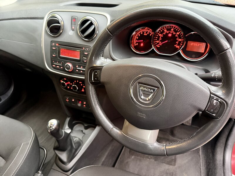 Used Dacia Sandero 2016 for sale - 76438724: Photo 3