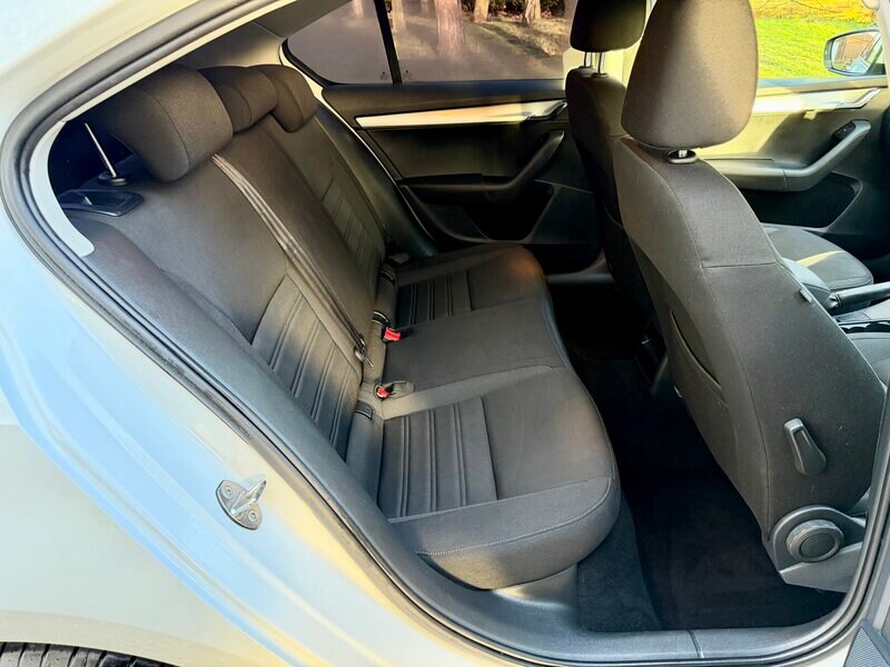 Used Skoda Octavia 2018 for sale - 77399601: Photo 29