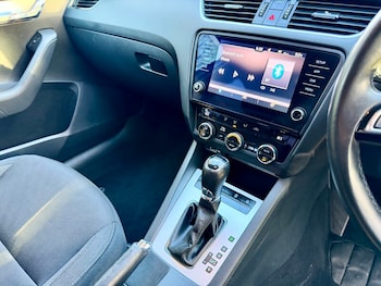 Used Skoda Octavia 2018 for sale - 77399601: Photo