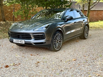 Used Porsche Cayenne 2019 for sale - 75602769: Photo