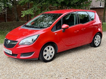 2014 - 1.4 Meriva Exclusive Automatic MPV 5-Door